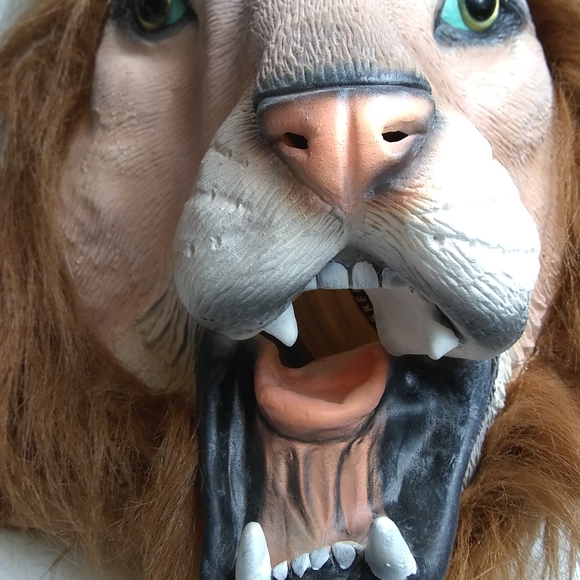 Lenny the Lion Mask - New w/ Tags! Big Mouth,Inc Halloween Design USA # BMMA-L1 - Picture 3 of 10